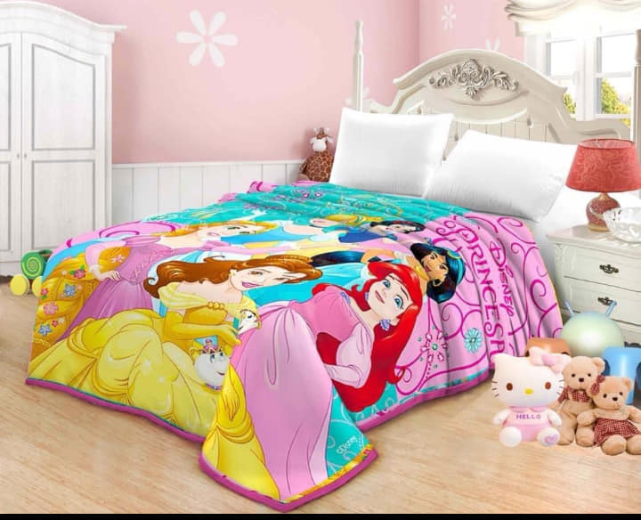 frazada-truelove-premium-princesas-15-plazas-20220518155046.jpg